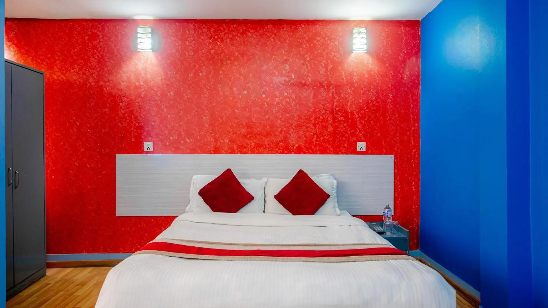 קטמנדו Oyo 808 Hotel Om Ganapati Pvt Ltd